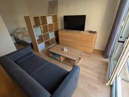 studio meublé 31m2 – parking – proche gare