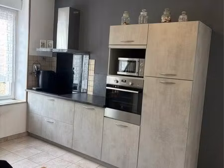 appartement f4   garage  cour  cuisine équipée