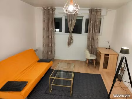 beau studio de 24m2 meublé - hyper centre gare