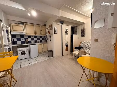 studio 1 pièce 18 m²
