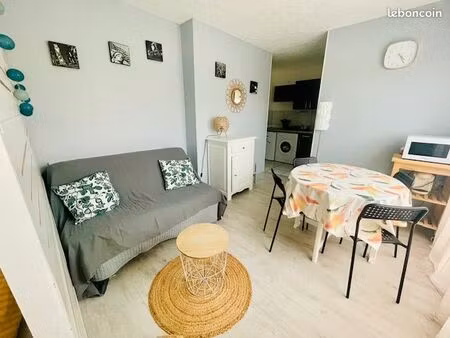 charmant studio meublé