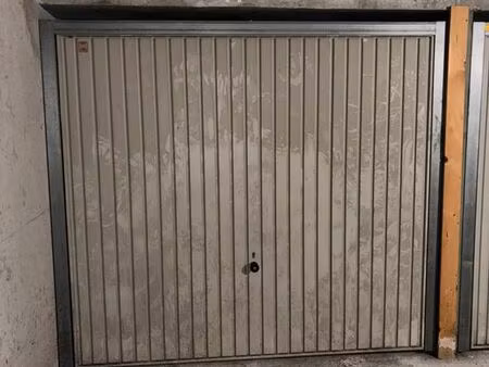 garage a louer