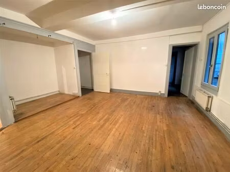 appartement 2 pièces 63 m²