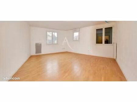 appartement 3 pièces 70m2