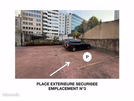 parking extérieur à louer pont de neuilly - grande hauteur d'accès