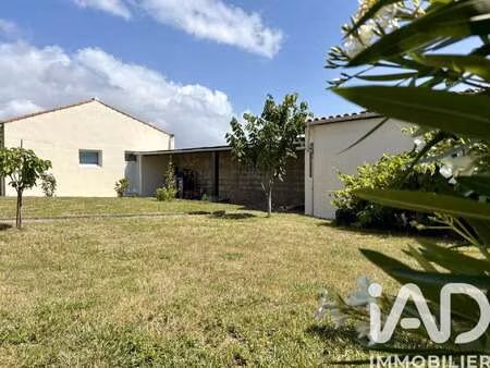 vente maison aux sables-d'olonne (85100) : à vendre / 90m² les sables-d'olonne