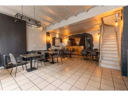 surface commerciale à louer à rue des combattants 8 monceau-sur-sambre (vbe32752)