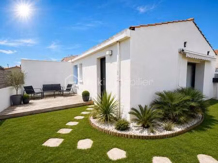 vente maison aux sables-d'olonne (85100) : à vendre / 50m² les sables-d'olonne