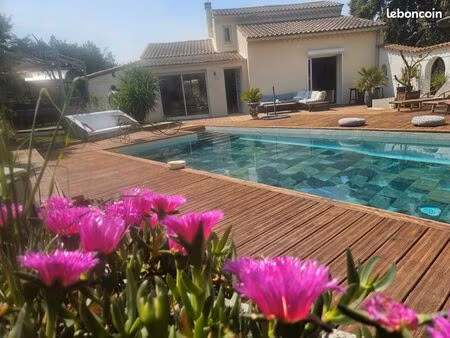 maison piscine en provence