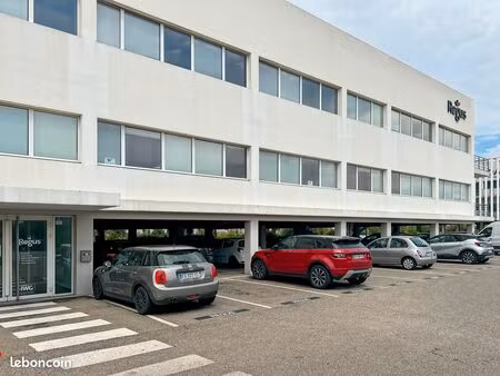 bureau privé à louer pour 1 personne à marignane  floricity marignane