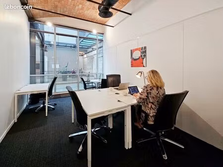 bureau privé à louer pour 5 personnes à marseille  les docks marseille