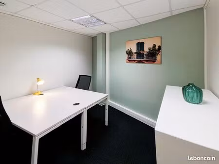 bureau privé à louer pour 1 personne à marseille  180 prado marseille