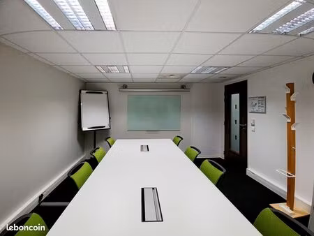 bureau privé à louer pour 4 personnes à marseille  180 prado marseille