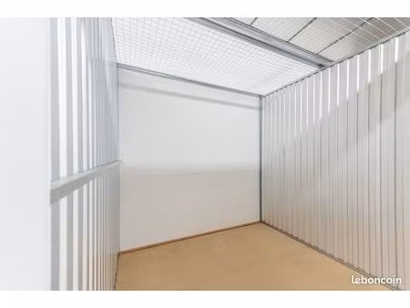 garage/box 5 m² gardanne
