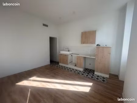 t2 centre ville rénové 50m2 rdc
