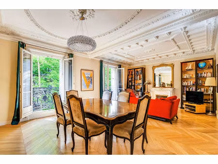 paris 19 : appartement familial de 122.12m²