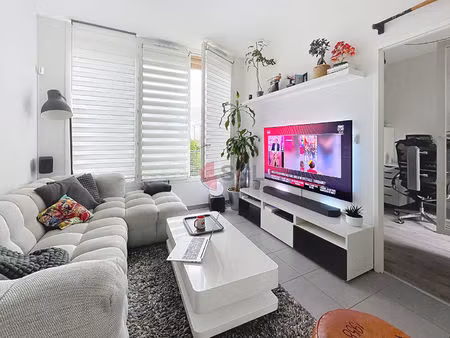 appartement 3 pièces avec 2 places de parking en sous-sol