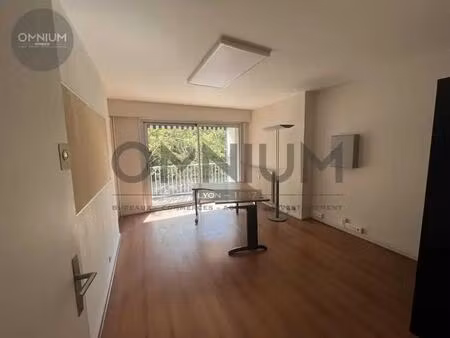 location bureaux 115 m²