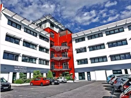 location bureaux 172 m² à 2 889 m²