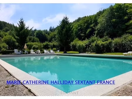 en vente château 1 000 m² – 1 630 000 € |escoire