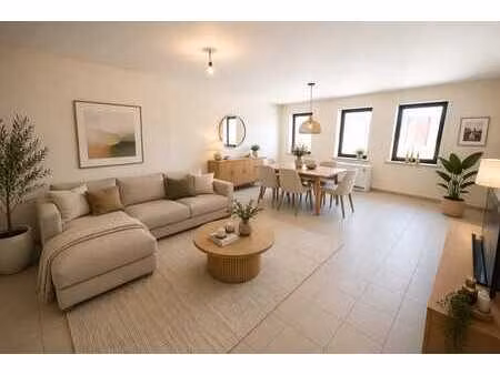 ruim (106m²) appartement te sint-kruis