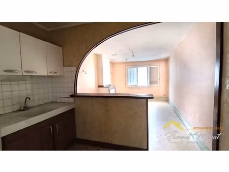 immeuble à rénover graulhet centre  trois appartements