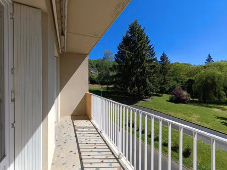 f3 de 75 m² avec garage  ascenseur et balcon