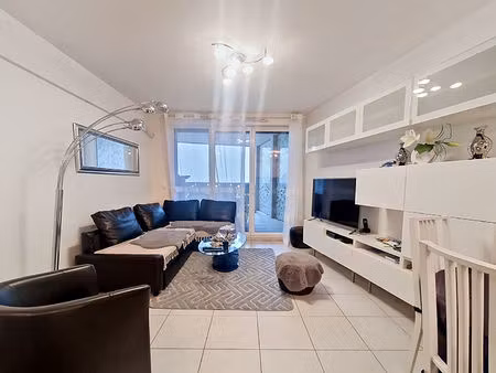 appartement 3 pièces - marseille 3ème
