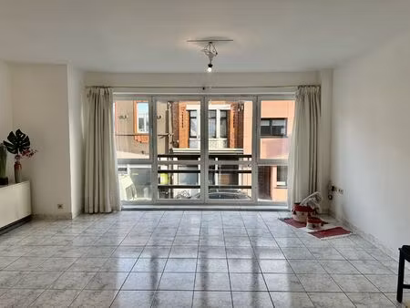 appartement à louer à hundelgemsesteenweg 500a merelbeke (rbw16939)
