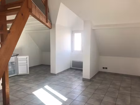 studio de 28.76 m2 - sucy en brie