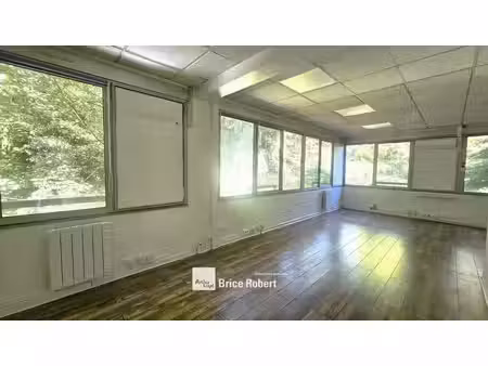 vente bureaux 99m²