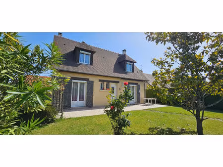 maison 5 pièce(s) 117 m2 sous-sol complet viable de plain-pied
