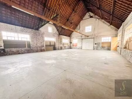 location - entrepôt ressaix - 1 000 €/mois