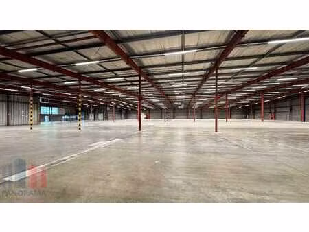espace d’entrepôt de 6.014 m² à kontich
