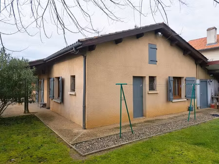 location maison 4 pièces 93 m² à auch (32000)