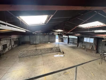 vente commerce 685 m² saint-pierre-des-corps (37700)
