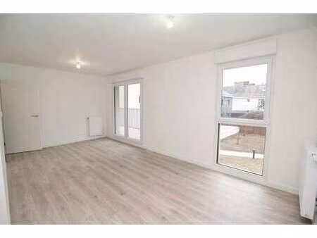 location appartement 3 pièces à saint-nazaire (44600) : à louer 3 pièces / 61m² saint-naza