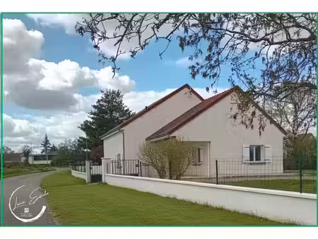 maison à feusines 4 pièce(s) 123 m2