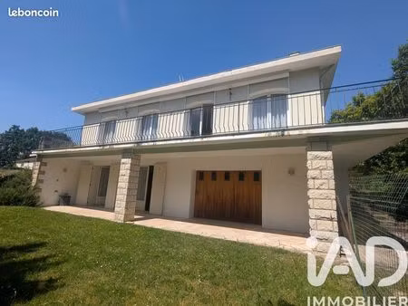 pavillon 6 pièces 165 m²