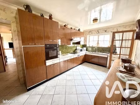 propriété 11 pièces 310 m²