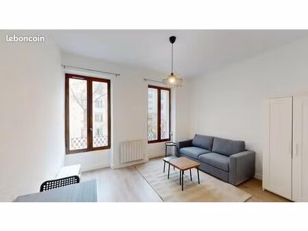 studio 1 pièce 20 m²
