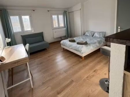 26m2 intra-muros avignon