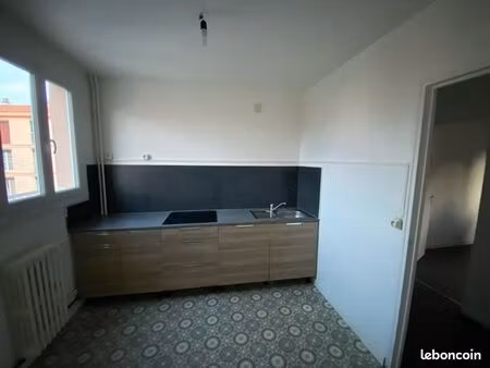 à louer – t3 de 57 m² à châteauneuf-les-martigues - la résidence