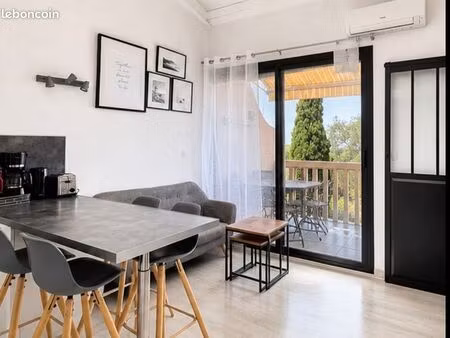 ideal etudiant ou couple etudiants: du 1/9/26 au 30/6/27 cosy duplex  clim  wifi  parking 
