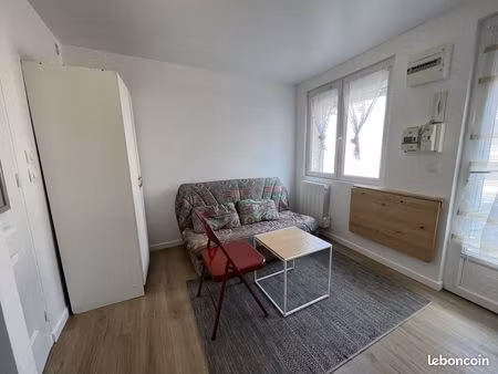 studio 1 pièce 13 m²