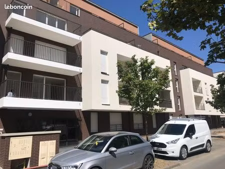 studio 1 pièce 33 m²
