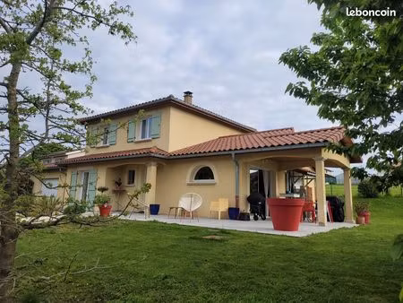 maison 5 pièces 130 m²