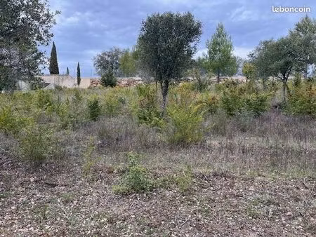 terrain 1 500 m² la bastidonne