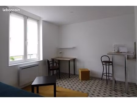 studio meublé