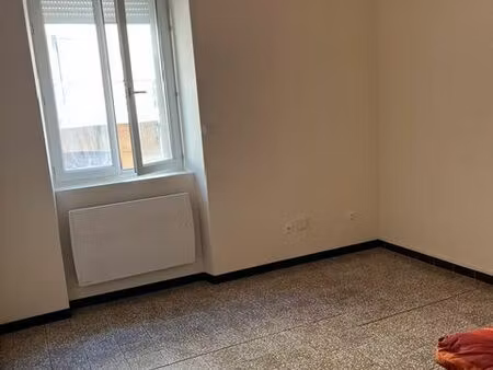 t2 bis 1er étage